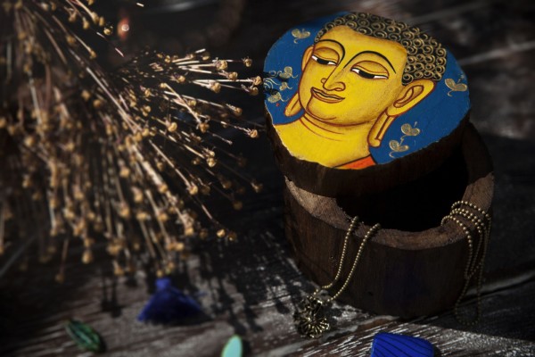 Holzschatulle 'Buddha blau', Teak, Ø 8 - 9 cm, H 7 cm