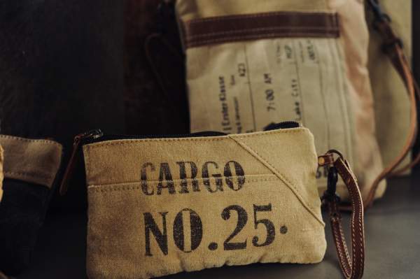 Etui 'Cargo', beige, B 20 cm, H 12 cm