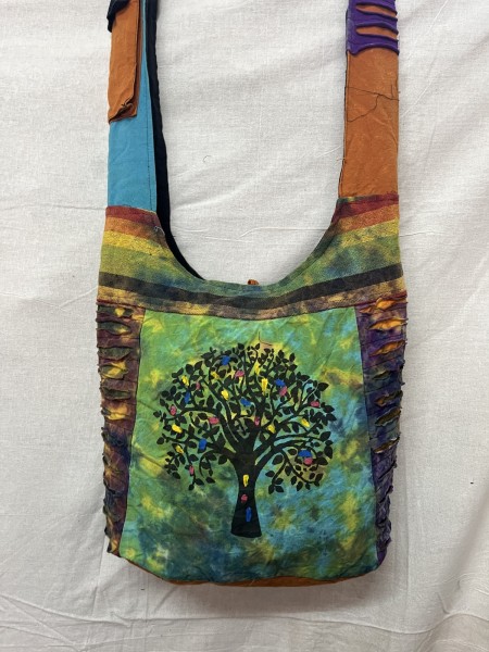 Schultertasche 'Tree of Life', multicolor, grün, B 38 cm, H 40 cm, L 12 cm