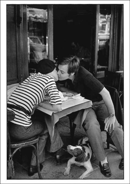 Postkarte 'Paris Kiss'